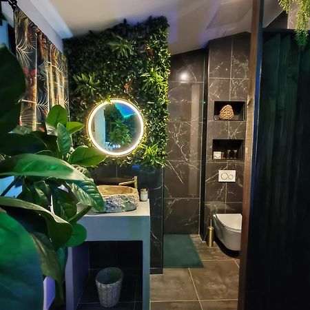La Jungle Room Rognac Buitenkant foto